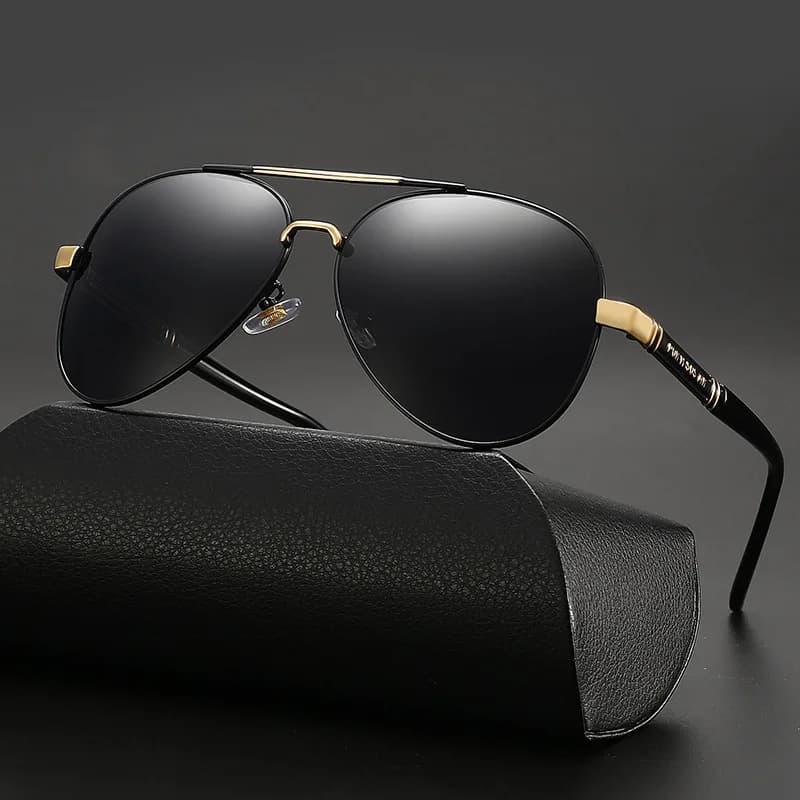 Classic Big Pilot Sunglasses Men Women Luxury Metal Black Aviation Sun Glasses Male Fashion Driving Vacation Shades UV400 Goggle