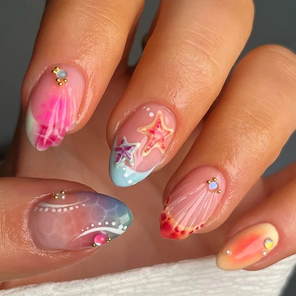 24pcs Short Almond False Nail Art Rhinestone Design Pink Nails Tips French Starfish Fake Nails Reusable Press on Nails Finished