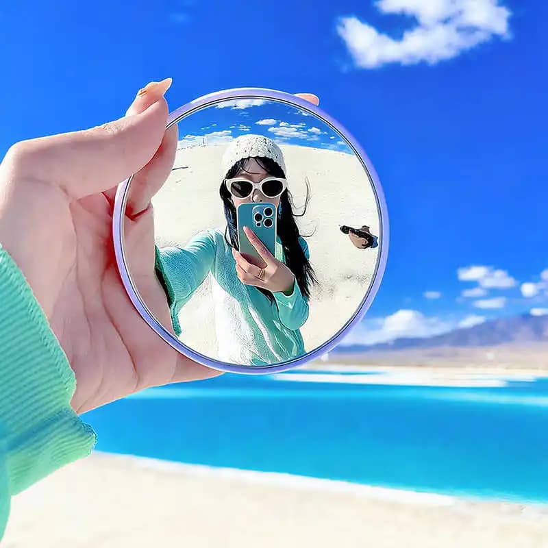 Travel Mini Hand-held Selfie Convex Mirror for Trip TikTok INS Fashion Pocket Selfie Mirrors for Traveling Alone Group Photo New